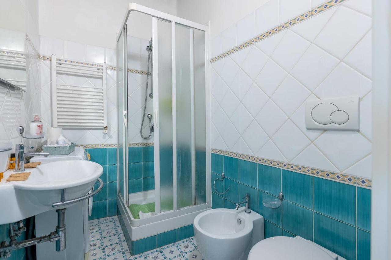 Vg Trevi Fountain 5 Stelle Elegant Apartment Рим Екстер'єр фото